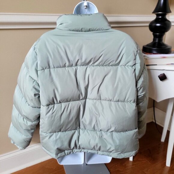 Forever 21 Puffer Jacket  Zipper Closure  in Sage Green - L - Picture 3 of 6